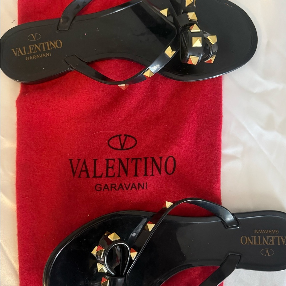 Valentino Garavani Black Sandals